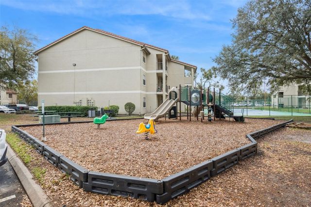 3032 PARKWAY BOULEVARD 305, Kissimmee, FL 34747