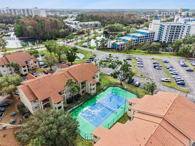 3032 PARKWAY BOULEVARD 305, Kissimmee, FL 34747