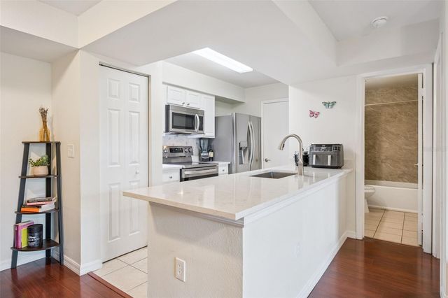 3032 PARKWAY BOULEVARD 305, Kissimmee, FL 34747