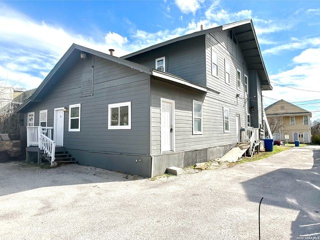 1137 W Ashby Pl Apt 6, San Antonio, TX 78201