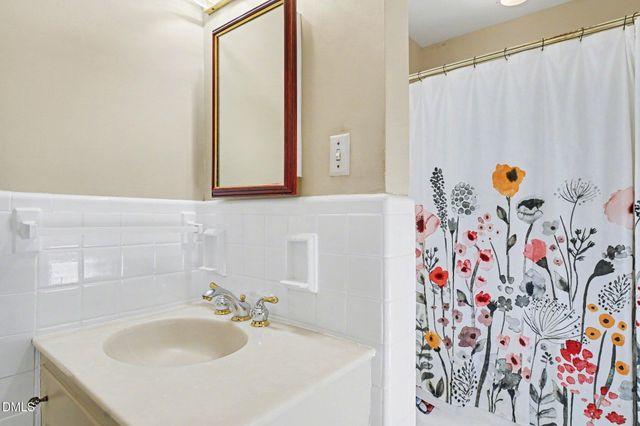 515 Brookwood Drive, Durham, NC 27707