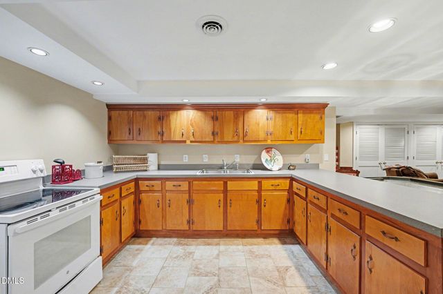 515 Brookwood Drive, Durham, NC 27707