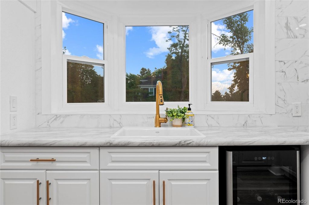 Image 12 of property listing at 7819 Hill Crest Drive, Louviers, CO 80131
