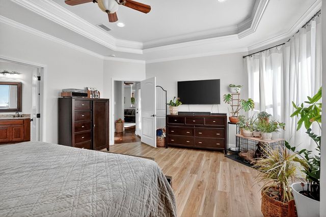 10204 E County Rd 103, Midland, TX 79706