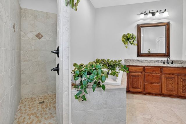 10204 E County Rd 103, Midland, TX 79706