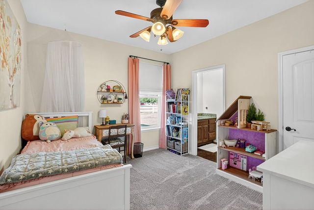 10204 E County Rd 103, Midland, TX 79706