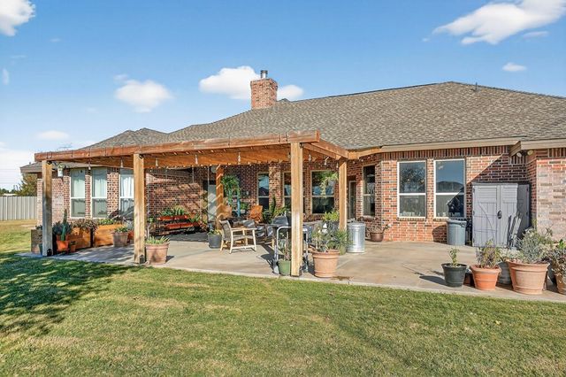 10204 E County Rd 103, Midland, TX 79706