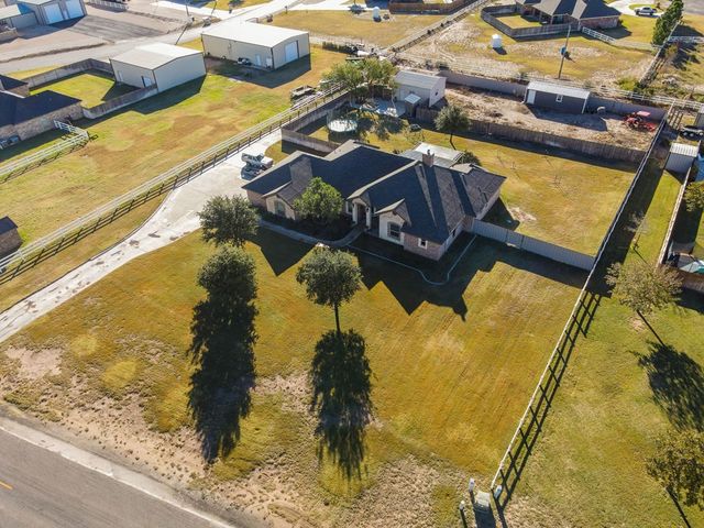 10204 E County Rd 103, Midland, TX 79706