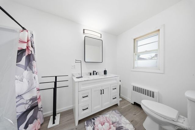 11 5th Avenue, Newburgh, NY 12550