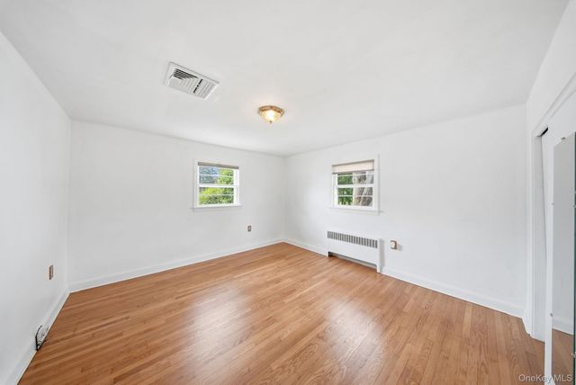 11 5th Avenue, Newburgh, NY 12550