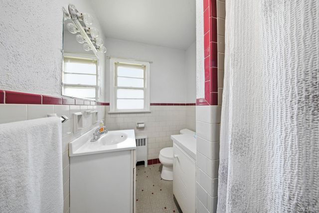 11 5th Avenue, Newburgh, NY 12550