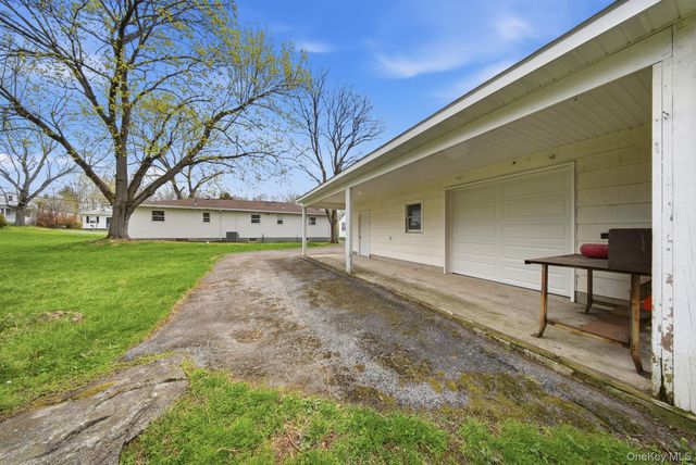 11 5th Avenue, Newburgh, NY 12550