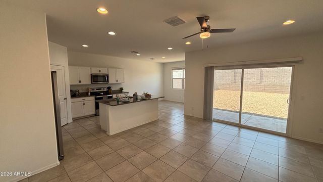 1136 W SAND CANYON Court, Casa Grande, AZ 85122