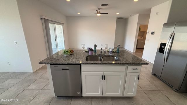 1136 W SAND CANYON Court, Casa Grande, AZ 85122