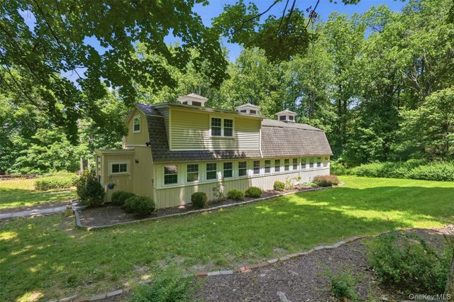 4 Stillwood Road, Cornwall On Hudson, NY 12520