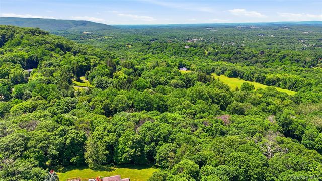 4 Stillwood Road, Cornwall On Hudson, NY 12520