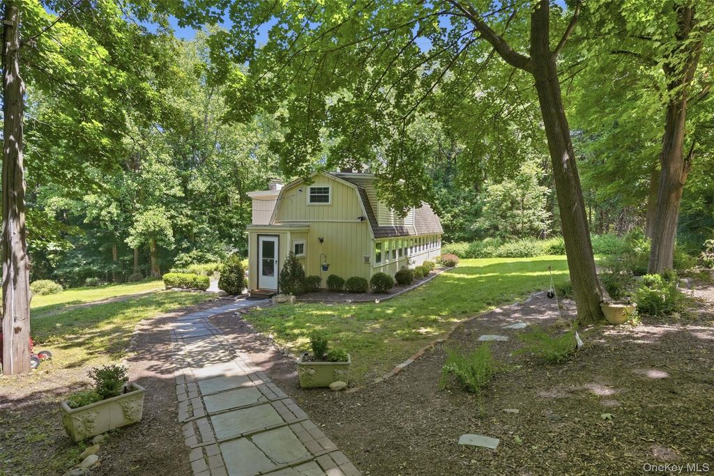 4 Stillwood Road, Cornwall On Hudson, NY 12520