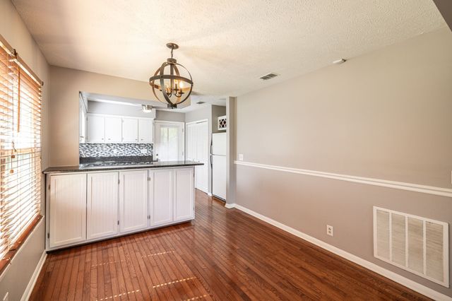 5507 Hill Ct, Nashville, TN 37220