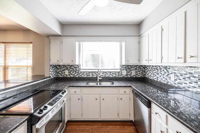5507 Hill Ct, Nashville, TN 37220