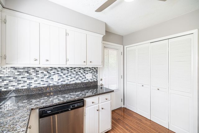 5507 Hill Ct, Nashville, TN 37220