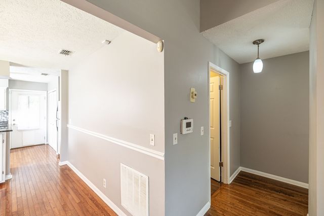 5507 Hill Ct, Nashville, TN 37220