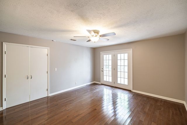5507 Hill Ct, Nashville, TN 37220