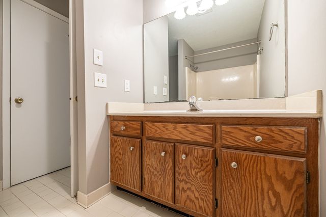 5507 Hill Ct, Nashville, TN 37220