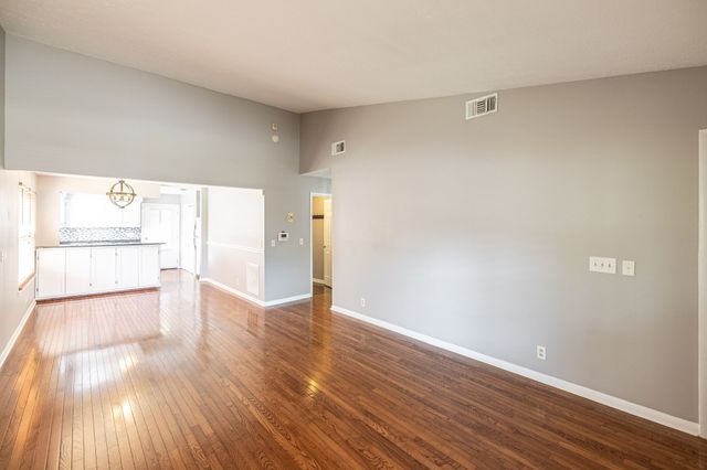 5507 Hill Ct, Nashville, TN 37220