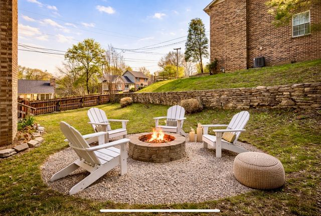 5507 Hill Ct, Nashville, TN 37220