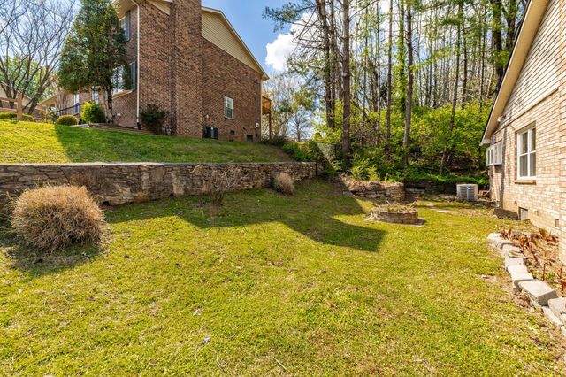 5507 Hill Ct, Nashville, TN 37220