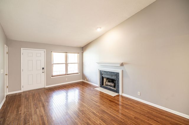 5507 Hill Ct, Nashville, TN 37220