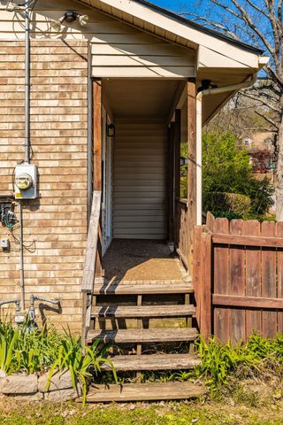 5507 Hill Ct, Nashville, TN 37220