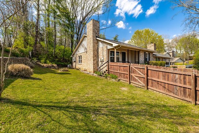 5507 Hill Ct, Nashville, TN 37220