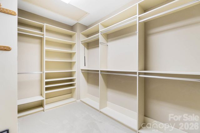 13326 Fairington Oaks Drive, Mint Hill, NC 28227