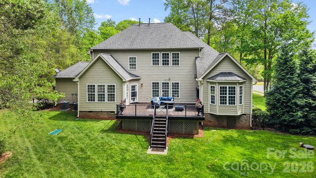 13326 Fairington Oaks Drive, Mint Hill, NC 28227