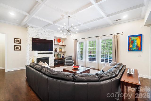 13326 Fairington Oaks Drive, Mint Hill, NC 28227