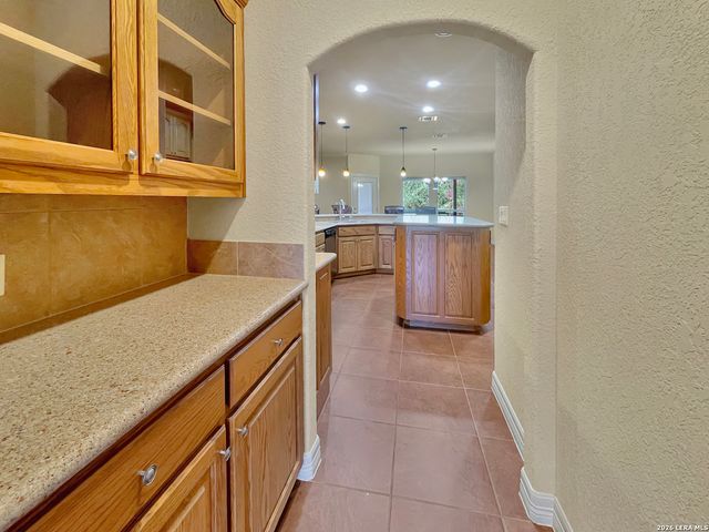 26335 Shady Acres, San Antonio, TX 78260