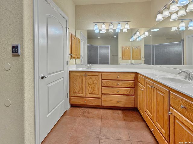 26335 Shady Acres, San Antonio, TX 78260