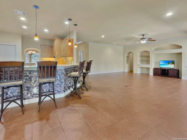 26335 Shady Acres, San Antonio, TX 78260