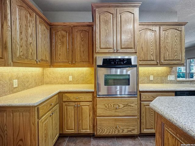 26335 Shady Acres, San Antonio, TX 78260