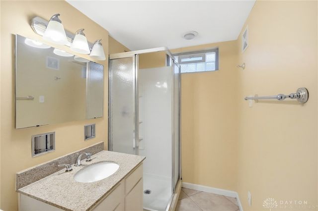 1801 Burgundy Lane, Washington Twp, OH 45459