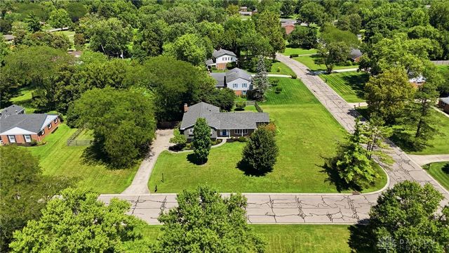 1801 Burgundy Lane, Washington Twp, OH 45459