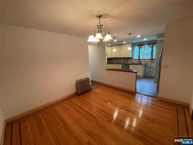485 Maple Avenue, Teaneck, NJ 07666