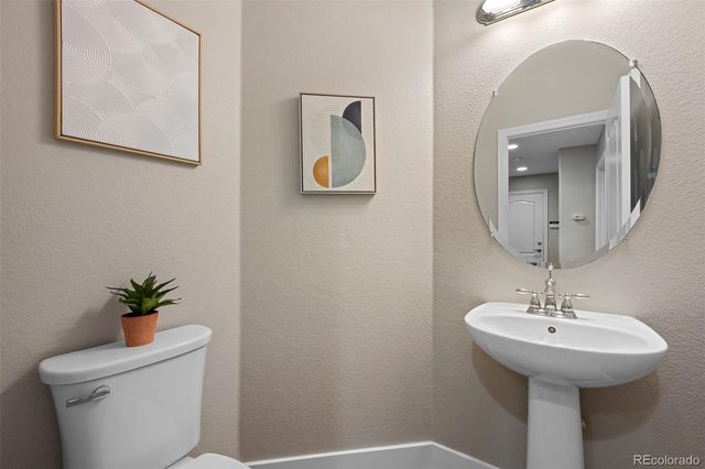 11036 Glengate Circle, Highlands Ranch, CO 80130