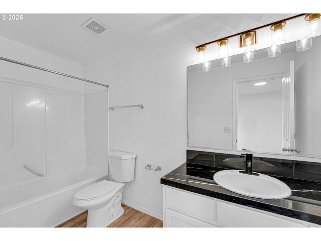 20006 Sw MONSON St, Beaverton, OR 97003