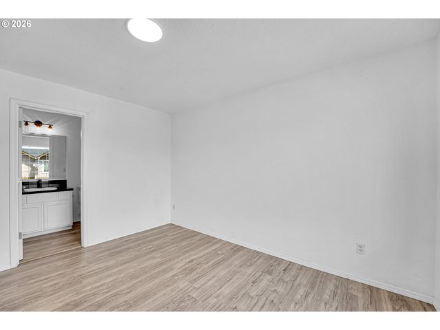 20006 Sw MONSON St, Beaverton, OR 97003