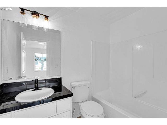 20006 Sw MONSON St, Beaverton, OR 97003