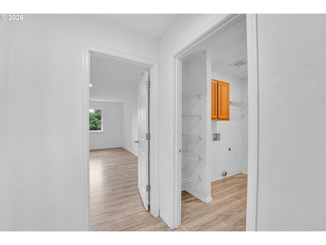 20006 Sw MONSON St, Beaverton, OR 97003