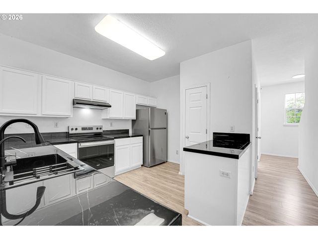 20006 Sw MONSON St, Beaverton, OR 97003