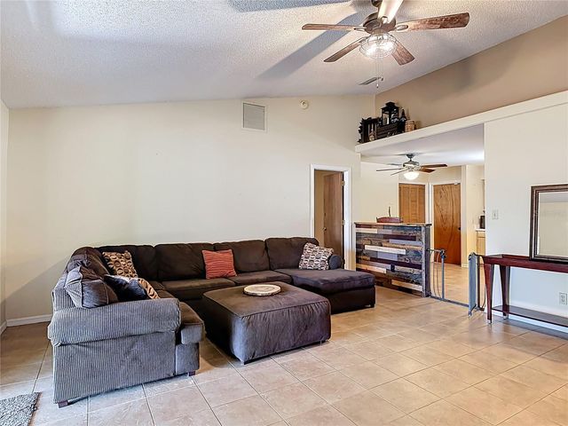 276 DELEON ROAD, Debary, FL 32713